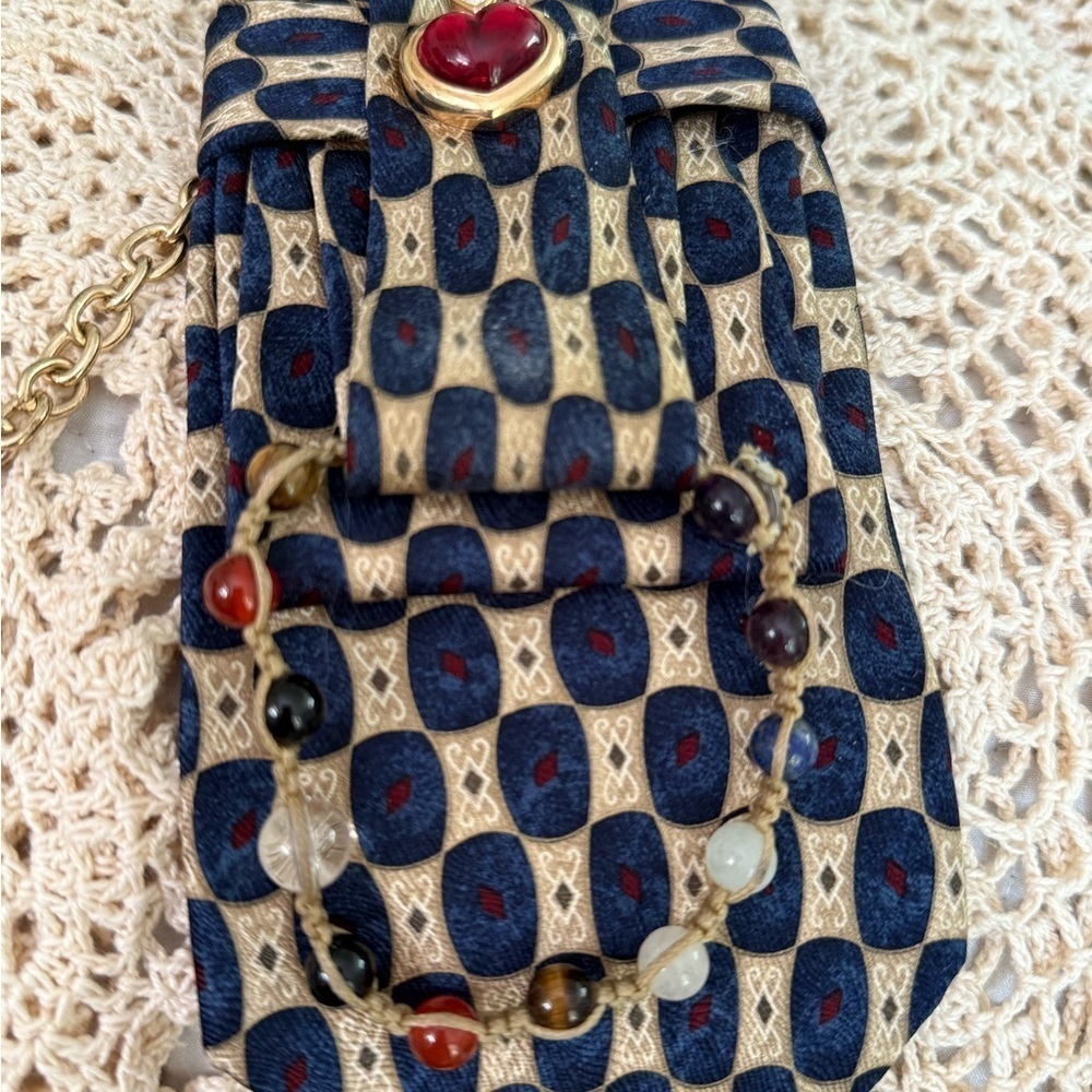 Silk Tie Upcycled Jabot Necklace Vintage Jewellery Embellishments - Picture 10 of 14